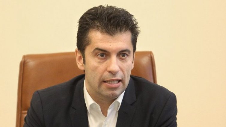 На изпроводяк: Петков освободи шестима зам.-министри