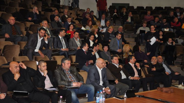 Приеха актуализацията на минималните цени на такситата