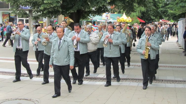 Духовият оркестър на Ловеч отбелязва юбилей с голям концерт