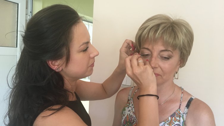 „Училище за грим“ откриха в Онкоболницата във Варна