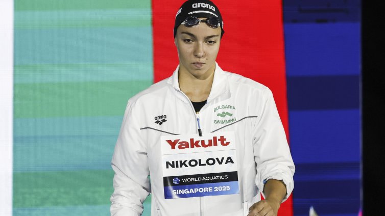 20-годишната варненка Тея Николова е плувкиня №1 на България за 2025 г.