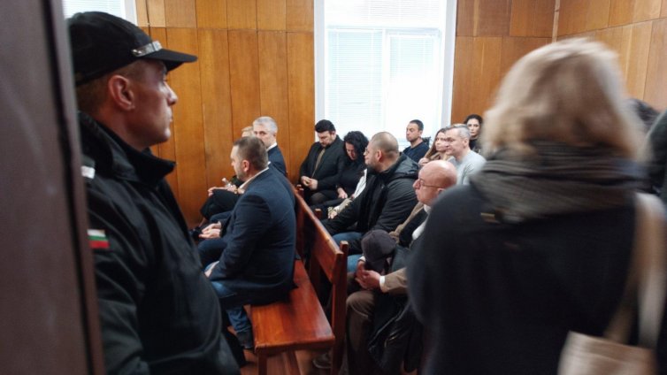 Варненският окръжен съд спря делото срещу Коцев и общинските съветници до изборите