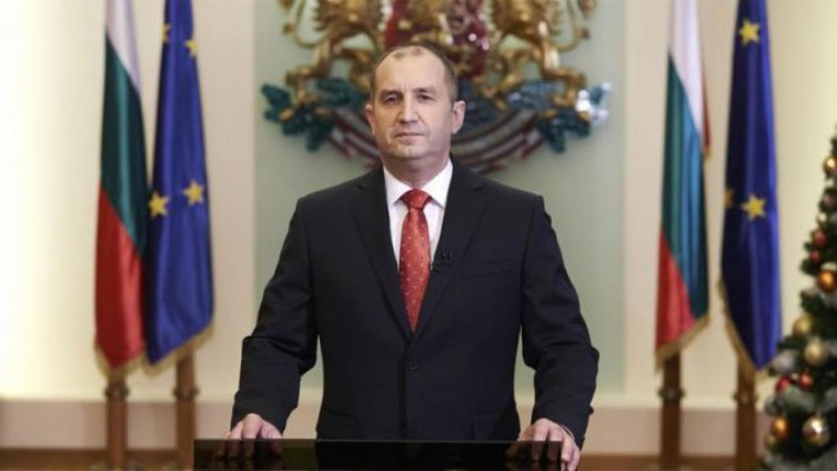 Президентът Радев се срещна с българската общност в Будапеща