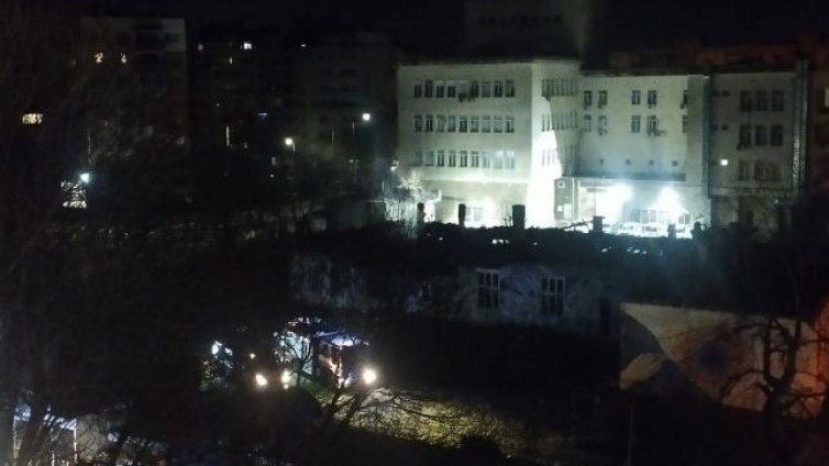 Пак горя бившето помощно училище "Братя Миладинови" във Варна