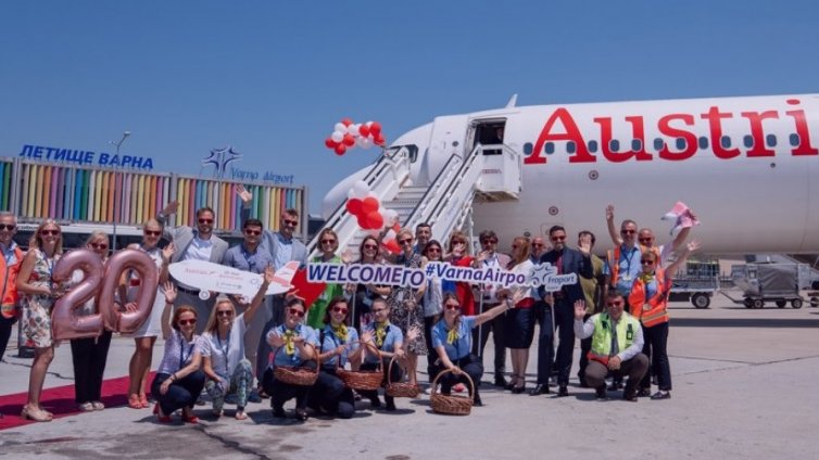 Летище Варна отбеляза 20 години полети на Austrian Airlines, свързващи Българското Черноморие със света