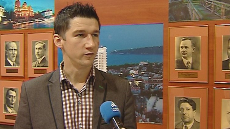 До месец и половина започват нови инвестиции в осветлението на Варна