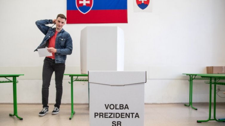 Изненадващ резултат на президентските избори в Словакия