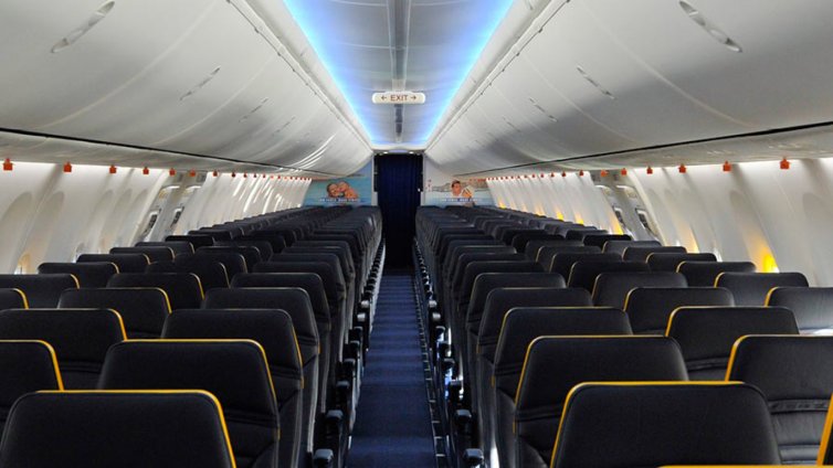 Ryanair отменя десетки полети  