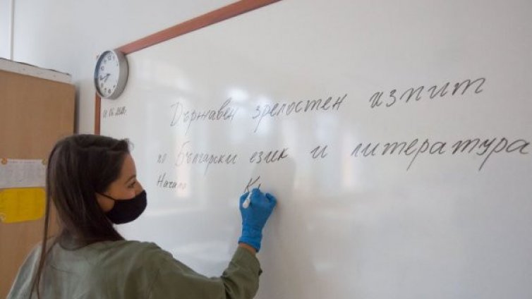 Варненчетата знаят по-добре английския, отколкото българския