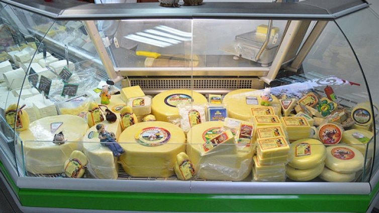 АЗП настоява за забрана на имитиращи продукти – сирене, кашкавал и кисело мляко