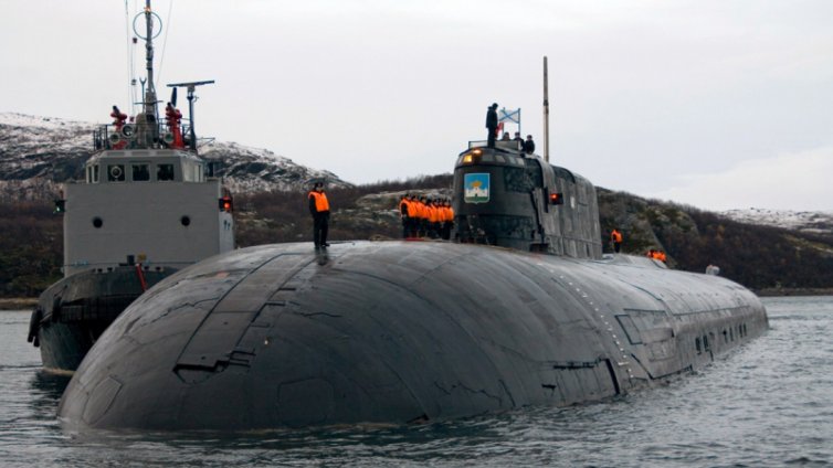 Руска подводница с крилати ракети е край Сирия