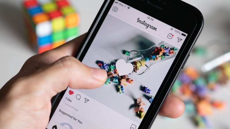 Скандално! Instagram улеснява тийновете в търсенето им на... дилъри с дрога