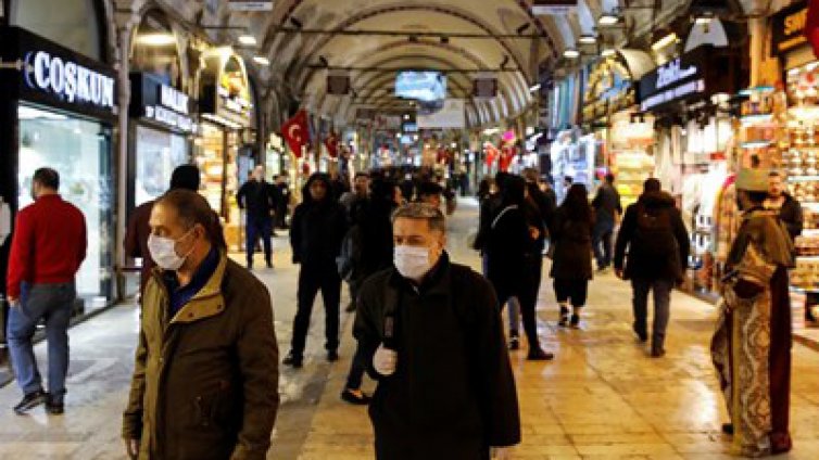 Турция въвежда затегнати мерки на пазарите в страната