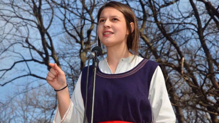 Константина Георгиева: Емоцията да си на сцената не избледнява никога!