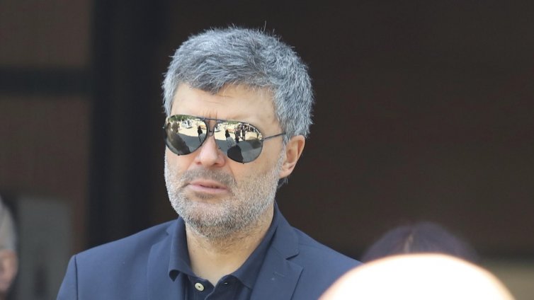 Едва на 54: Почина Тодор Славков