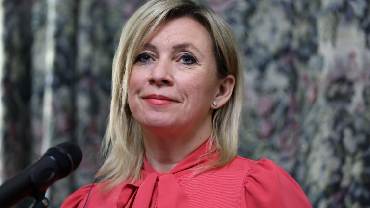 Мария Захарова: Заради с антируската си политика Германия остана без пари за украса