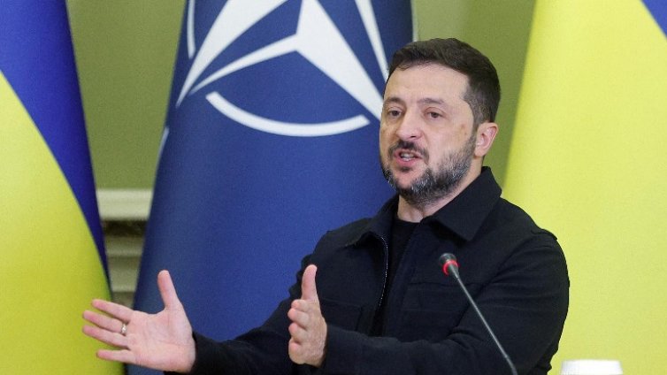 Зеленски отхвърли идеята на Путин за среща в Москва