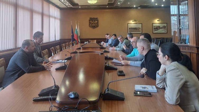Приключва асфалтирането на пътя &bdquo;Аспарухово&ldquo; &ndash; &bdquo;Галата&ldquo;