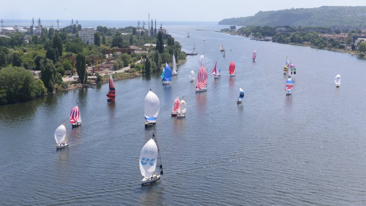 За шести път организират регатата Varna Channel Cup