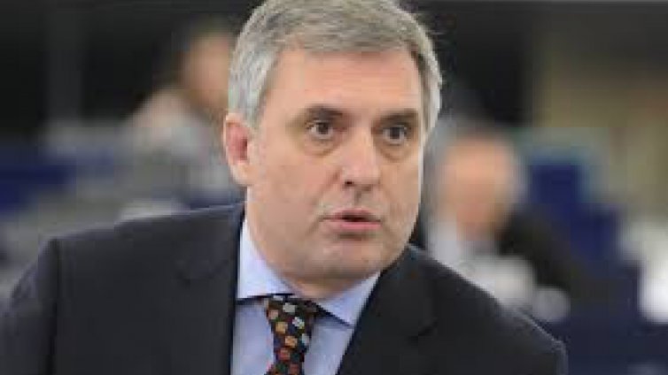 Калфин: Промените в пенсионната система гарантират увеличаване на пенсиите