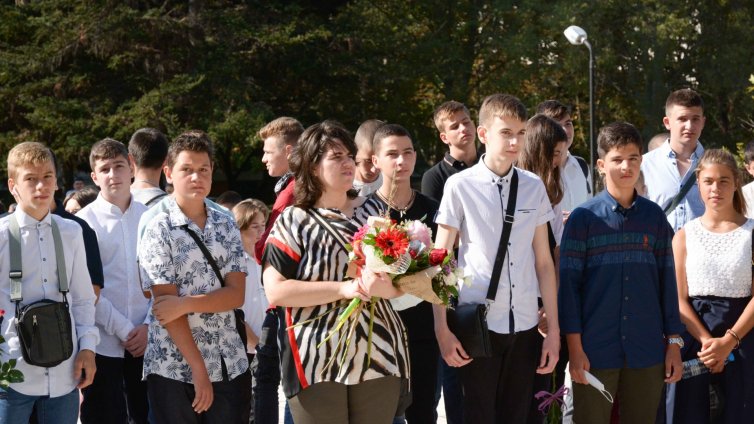 30 000 са учениците във Варна тази година