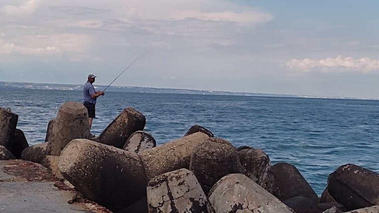 Звъним на Зелен телефон, ако видим замърсяване в Черно море