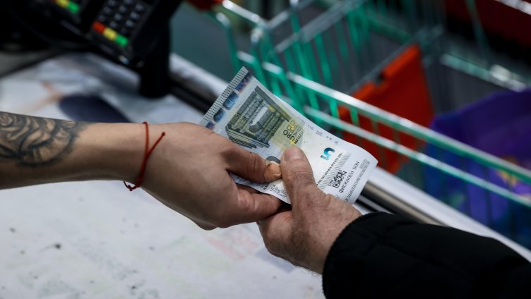 Еврото &ndash; сбъдната мечта на поколения българи от времето на Корекомите