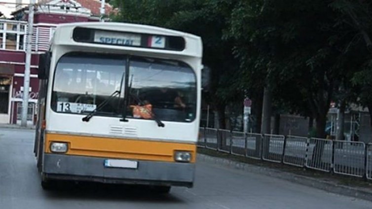 Варненци недоволстват от променен график на автобус