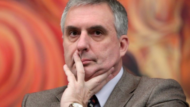 Калфин: Увеличeние с два месеца на възрастта за пенсиониране няма да затрудни нито един човек