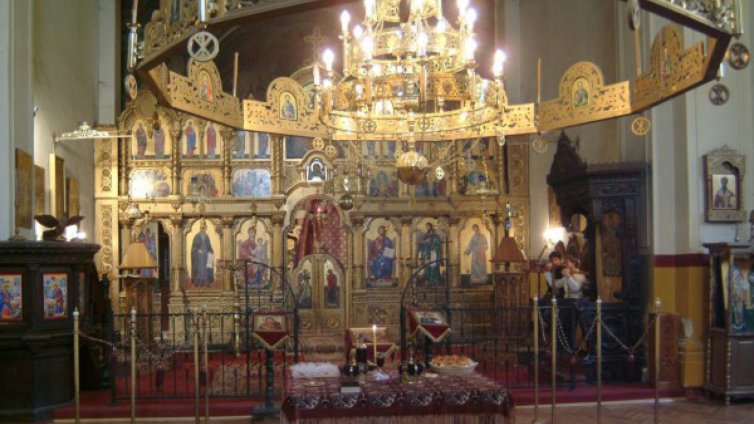 Бъдещи свещеници искат да тренират ръгби