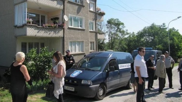 Огледаха около къщата на стрелеца от Лясковец