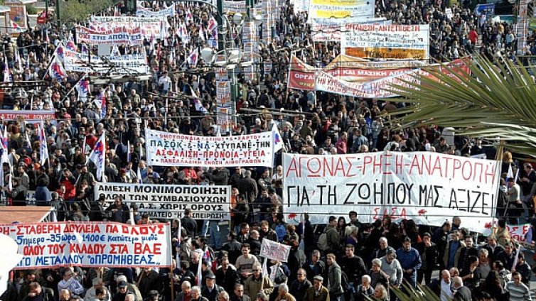 Гръцката драма няма да приключи с референдума в неделя