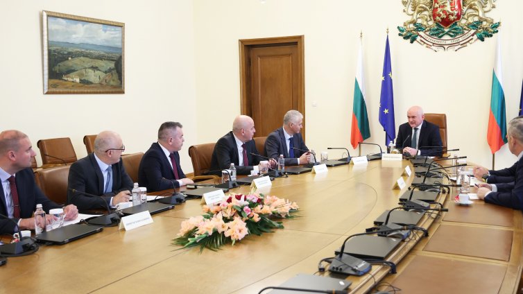 Правителството решава дали да обяви национална епидемия от коклюш