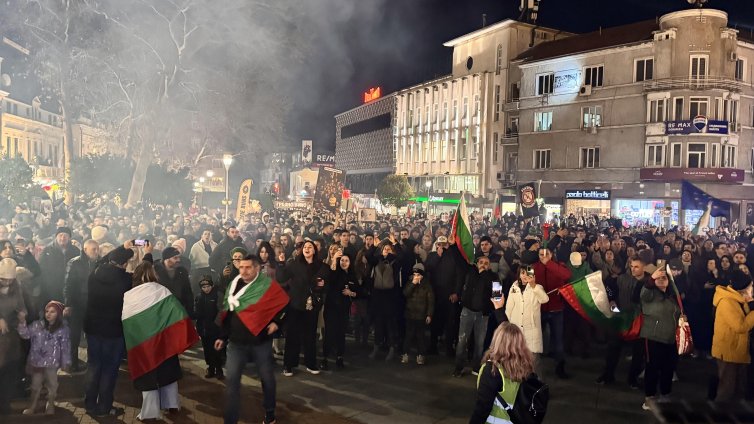 "Възраждане"-Варна: Енергията от протестите трябва да се трансформира в избирателна активност