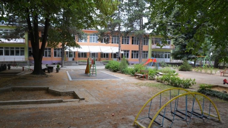 Учебната година в Аспарухово ще започне навреме