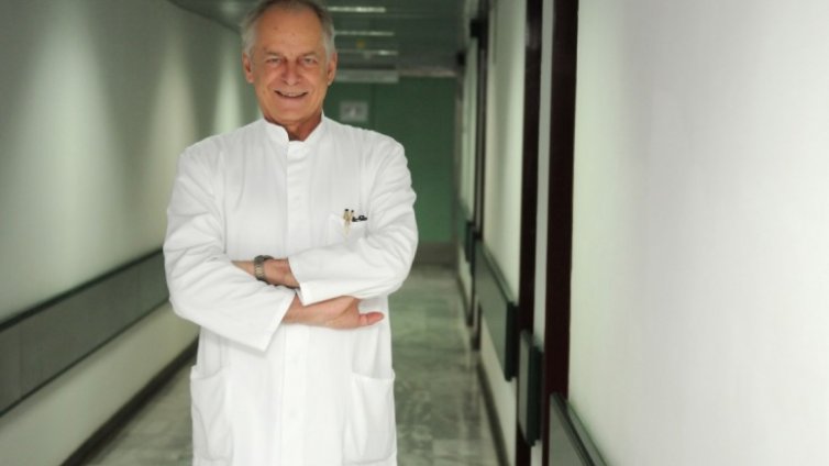 Топ кардиохирург идва във Варна