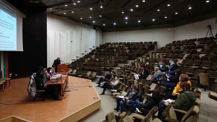 Одобряват промени за приема в детски ясли и градини във Варна