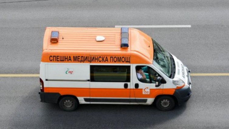 Дете падна от изоставен строеж в Мездра