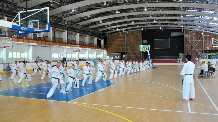 Над 360 бойци смениха коланите си на лагера в Камчия