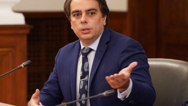 Асен Василев: Приемаме еврото на 1 януари 2024 г.