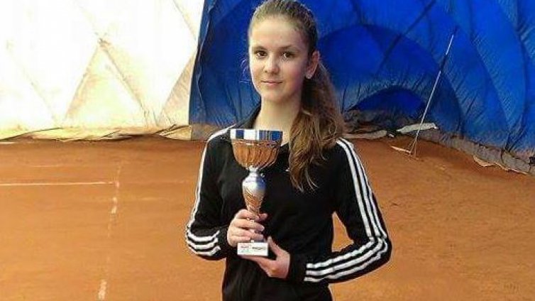 Варненка си осигури виза за турнир във Франция