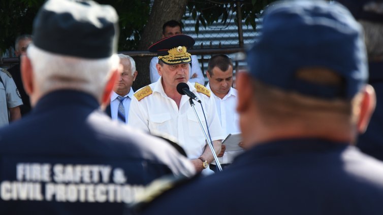 Подсилват  кадрово огнеборците за лятото във Варна
