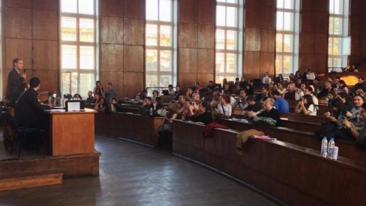 Задават ли се фалити на университети?