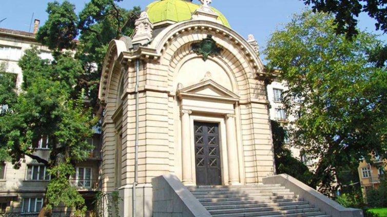 Десетки дойдоха при мавзолея на княз Батенберг