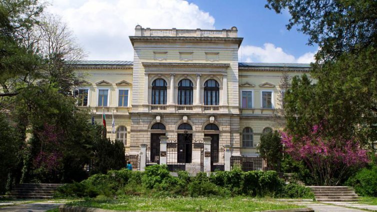 Поставят баркодове на музеи, галерии и паметници във Варна