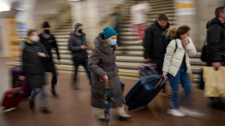 Областната управа във Варна: Да помогнем на бежанците с храни от първа необходимост