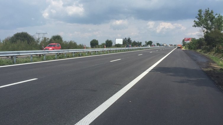 Продължават ремонтите на два виадукта на автомагистрала „Хемус“