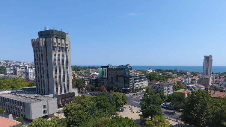 Кредитният рейтинг на Община Варна е отново със стабилна перспектива