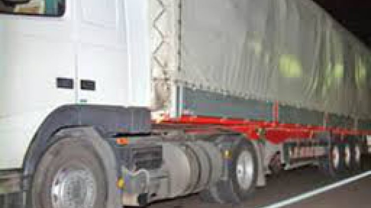 ТИР сгази шофьора си