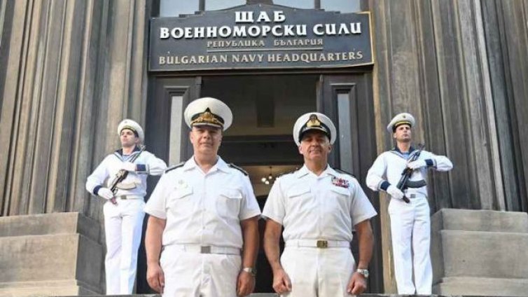Варна посрещна началника на гръцките ВМС